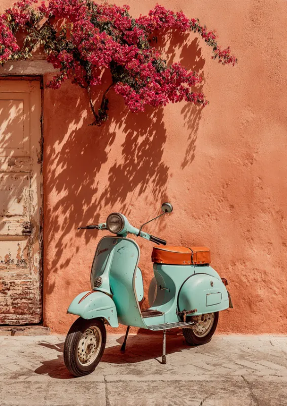 Mintgroene vintage scooter met bruin leren zadel geparkeerd tegen een zonverwarmde terracotta roze pleistermuur met neervallende magenta bougainvillebloemen en een rustieke verweerde houten deur